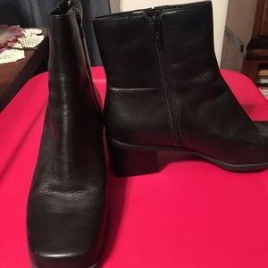 Ankle boots